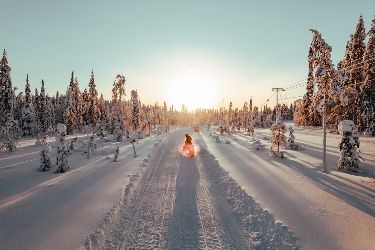 Lapland Schneemobil