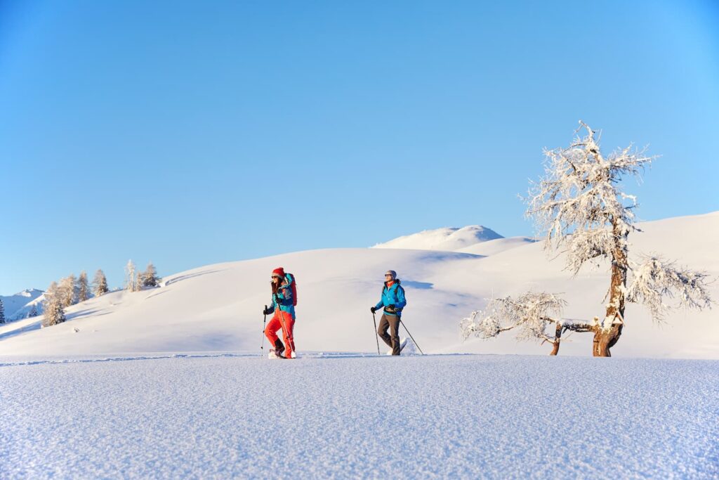 Luosto - Lapland travel - snowshoe hike - noorderlicht